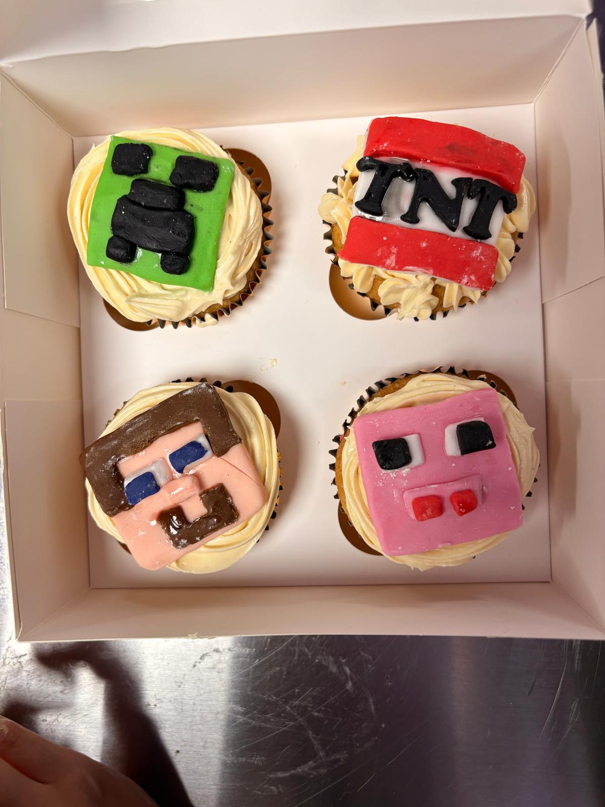 Children's Minecraft cupcake party