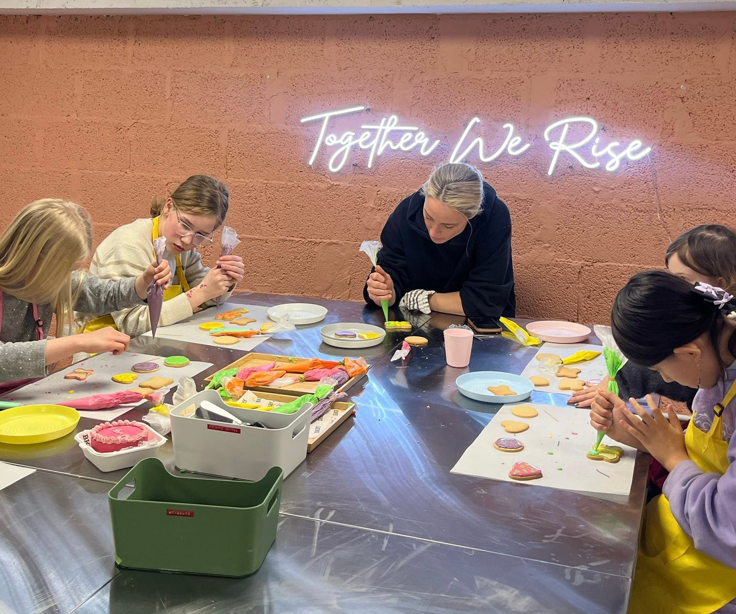 Older Children's Summer Biscuit Decorating Class 13th aug