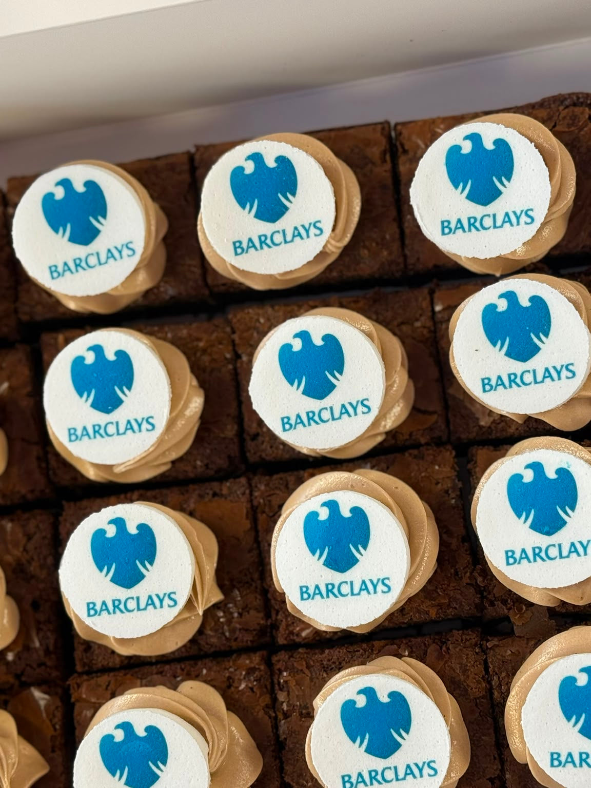 Logo Brownie Bites